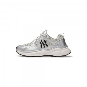 MLB Fast Ball Classic MONOGRAM New York Yankees Sneakers | YY81-M6YZ