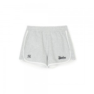 MLB [WMS] Varsity Dolphin Shorts New York Yankees Shorts | GS00-E8BQ