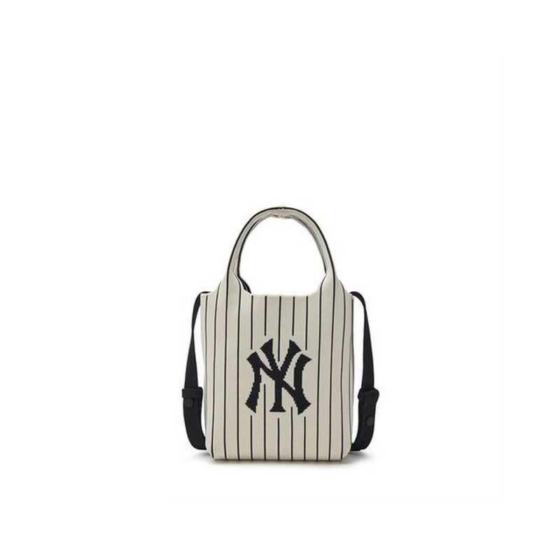 MLB Basic Big Logo Knit Cross Bag New York Yankees Cross Bags | YI47-A2TE