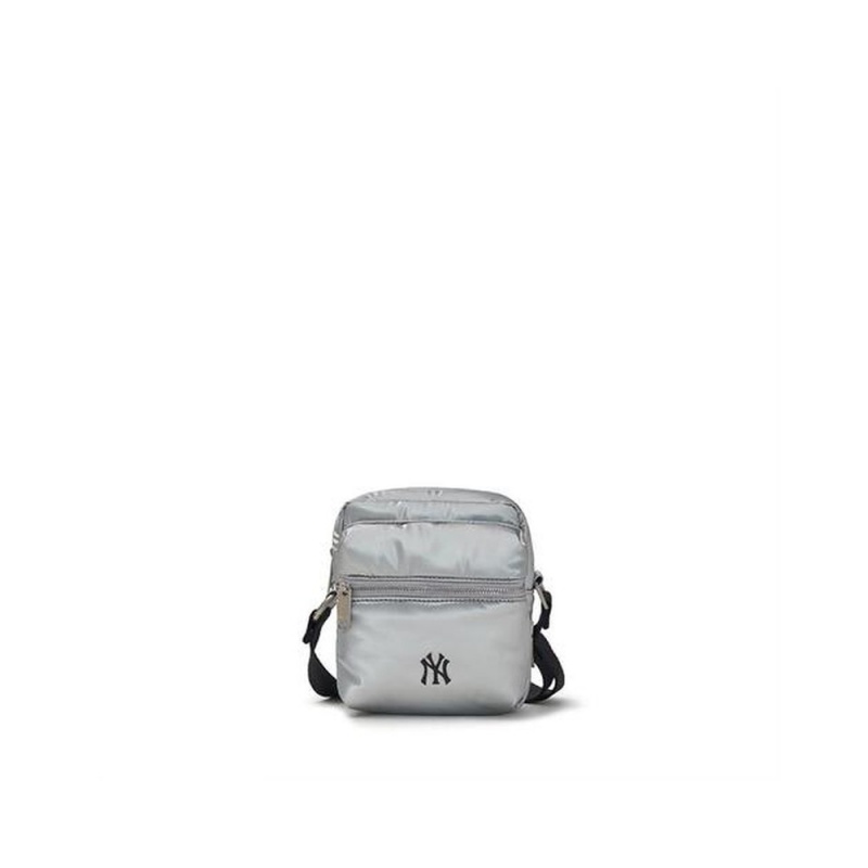 MLB Basic Luxleisure Cross Bag New York Yankees Cross Bags | NN58-C8HK