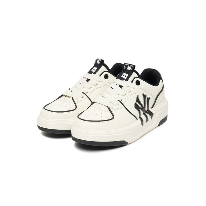 MLB Chunky Liner New York Yankees Sneakers | CS48-J1LC