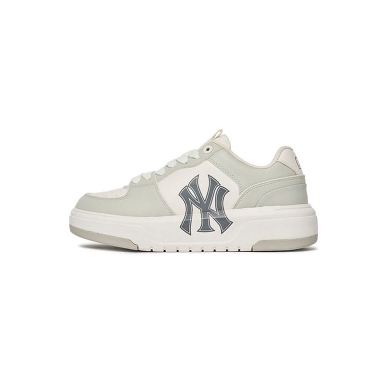 MLB Chunky Liner New York Yankees Sneakers | ON26-Q3LW