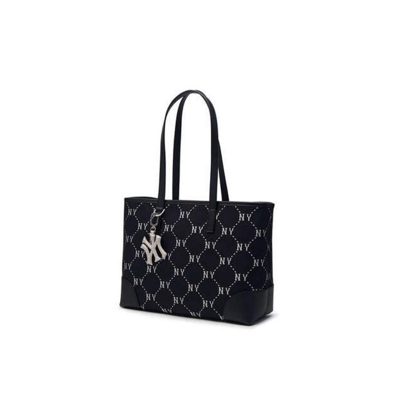 MLB Dia MONOGRAM Jacquard Large Tote Bag New York Yankees Tote Bags | HQ02-B0DS