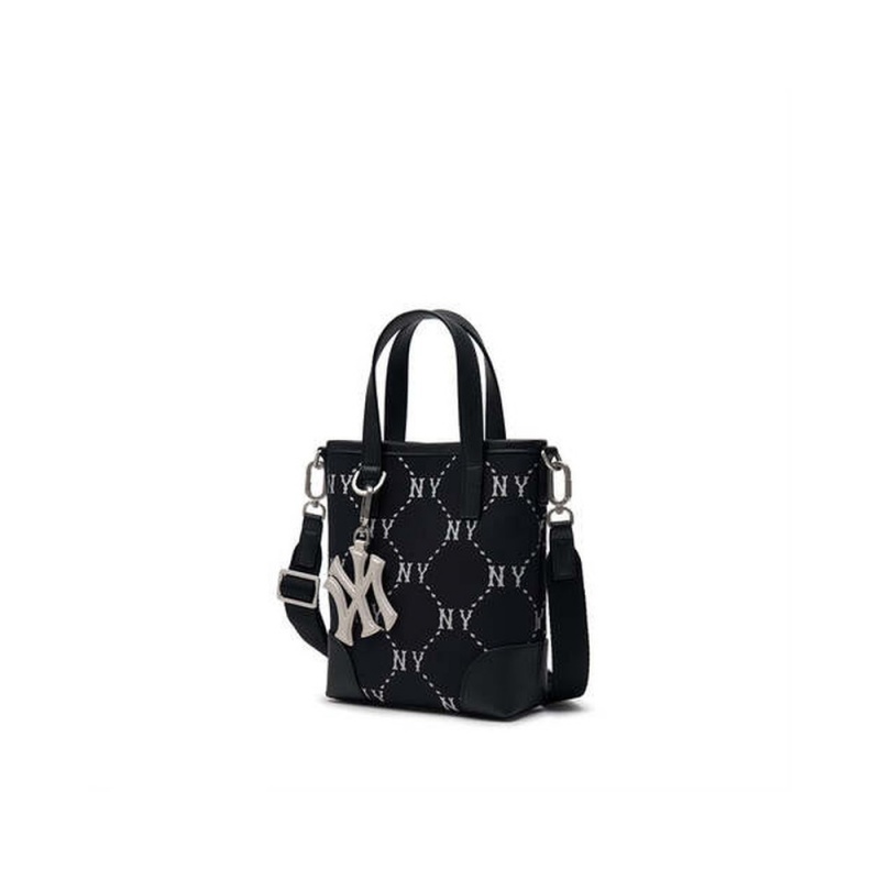 MLB Dia MONOGRAM Jacquard Mini Cross Bag New York Yankees Cross Bags | AO25-W9SK