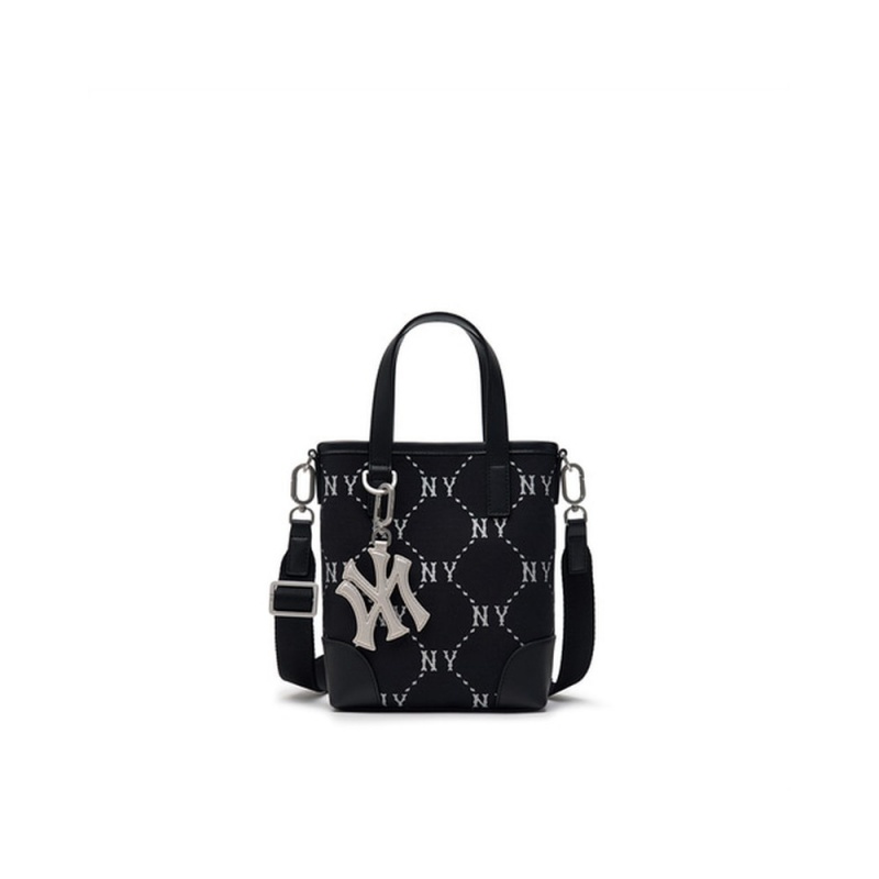 MLB Dia MONOGRAM Jacquard Mini Cross Bag New York Yankees Cross Bags | AO25-W9SK