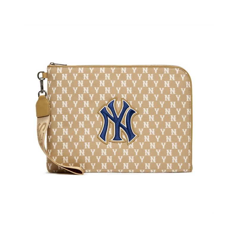 MLB MONOGRAM Digital Device Pouch M New York Yankees Wallets | PB07-S3JO