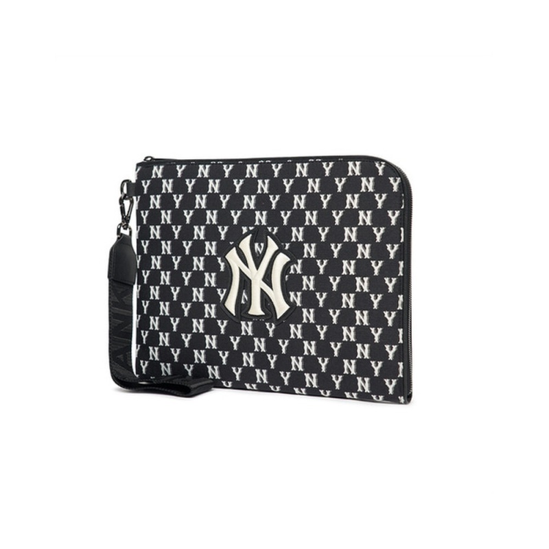 MLB MONOGRAM Digital Device Pouch S New York Yankees Wallets | CZ22-G3BN