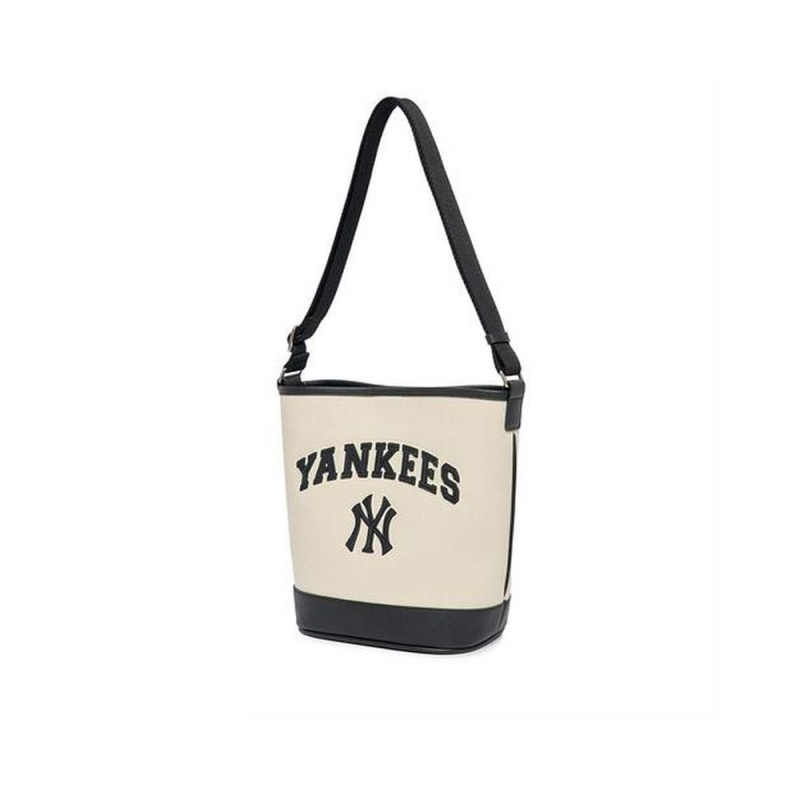 MLB Varsity Basic Canvas Bucket Bag New York Yankees Bucket Bags | YC99-E7UR