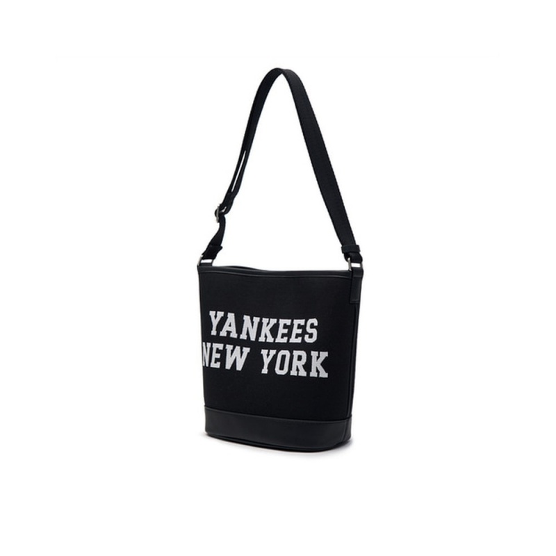 MLB Varsity Jacquard Canvas Bucket Bag New York Yankees Cross Bags | BF46-K5YM