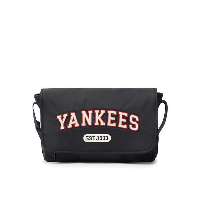 MLB Varsity Nylon Messenger Bag New York Yankees Cross Bags | FL31-D0PA